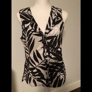 Sleeveless Cool Print Blouse